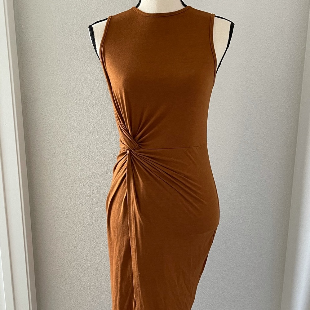 Knotted dress
